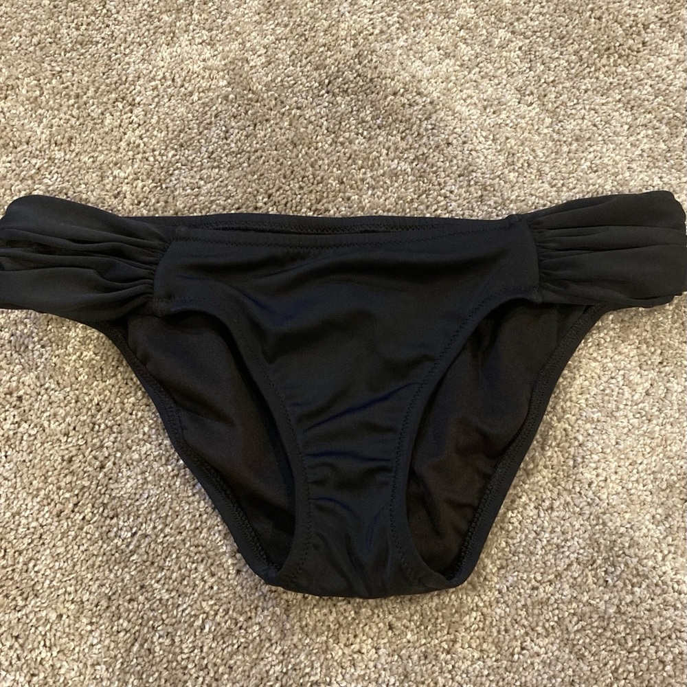 Victoria’s Secret bathing suit bottoms
